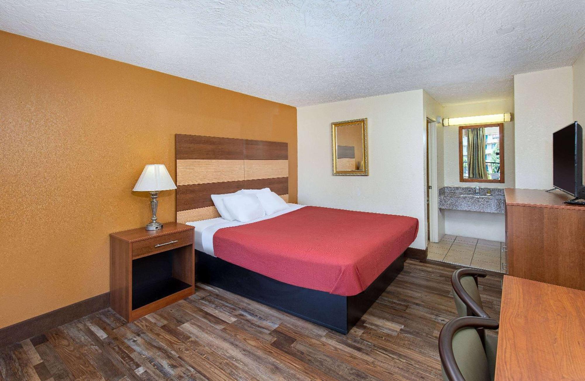 Americana Inn A Travelodge By Wyndham Pigeon Forge Exterior foto